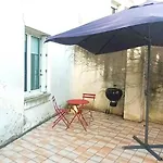 La Terrasse, T2 Proche Gare, Wifi, Tv Hd, Grande Terrasse דירה טור