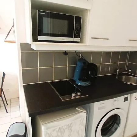 La Terrasse, T2 Proche Gare, Wifi, Tv Hd, Grande Terrasse Apartament