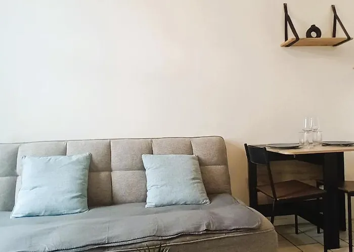 La Terrasse, T2 Proche Gare, Wifi, Tv Hd, Grande Terrasse דירה