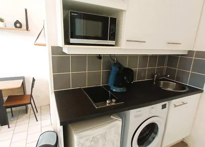 La Terrasse, T2 Proche Gare, Wifi, Tv Hd, Grande Terrasse Apartmán