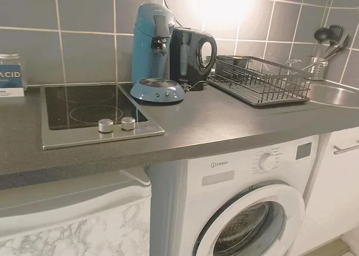 Apartmán La Terrasse, T2 Proche Gare, Wifi, Tv Hd, Grande Terrasse Tours