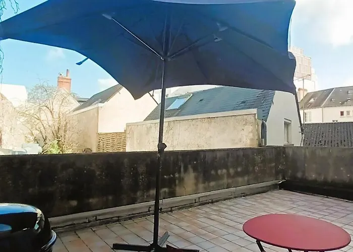 La Terrasse, T2 Proche Gare, Wifi, Tv Hd, Grande Terrasse Apartmán